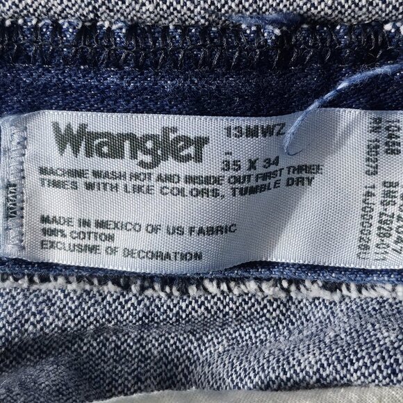 2/$20 Wrangler 13MWZ Cowboy Cut Original Fit Jeans Size 35 - Picture 7 of 8